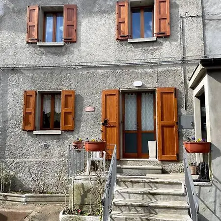 Ca' Di Lucchini Nyaraló San Benedetto Val di Sambro